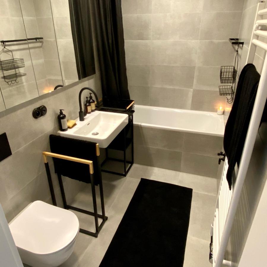 Room B 502 Praha Bagian luar foto